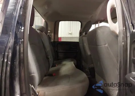 2017 Ram 1500 Express 4X4 6'4 Box from USA, damaged, VIN 1C6RR7FT5HS768202